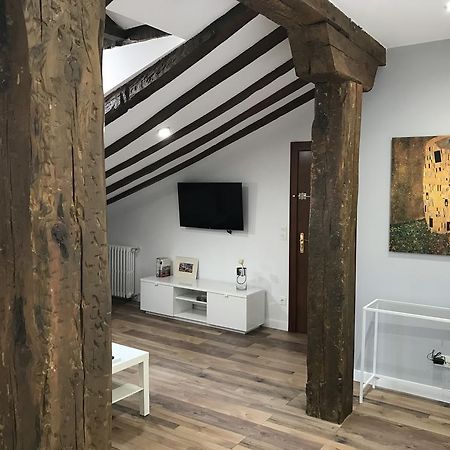 AIRVA: Apartamento Teresa Gil Valladolid Bagian luar foto