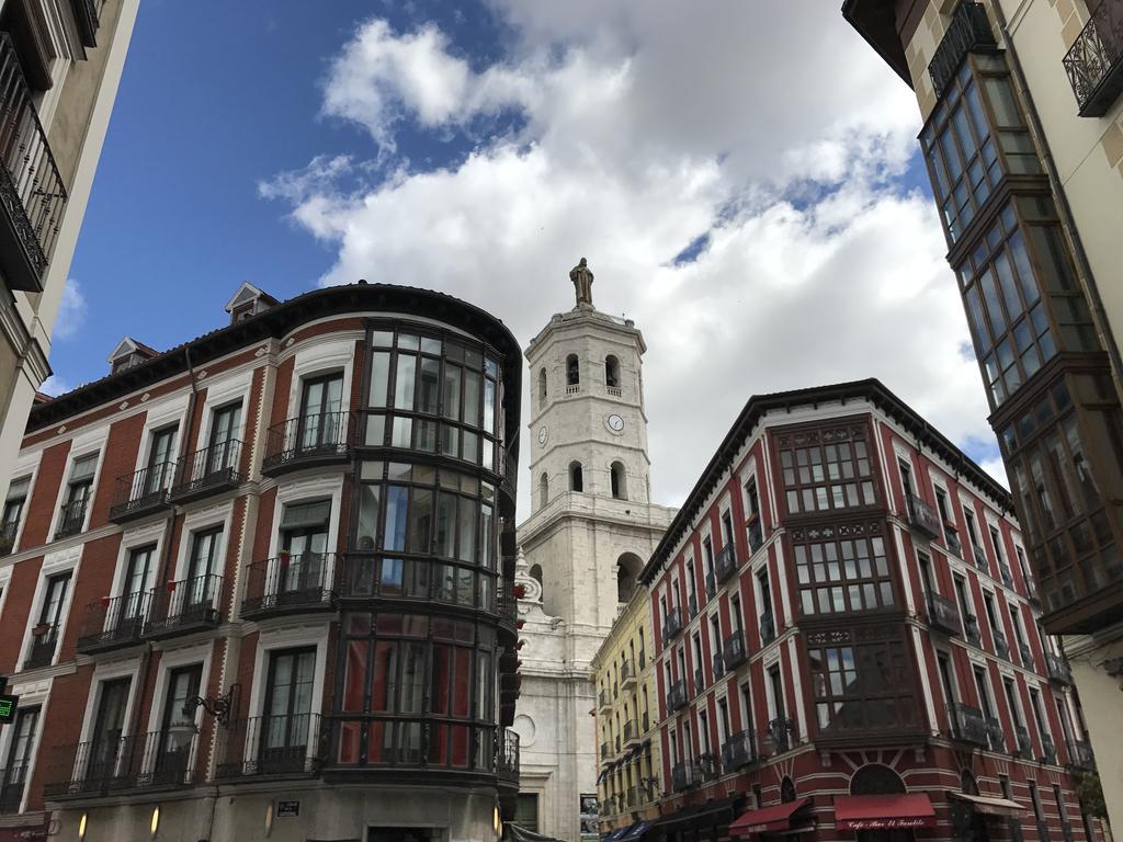 AIRVA: Apartamento Teresa Gil Valladolid Bagian luar foto