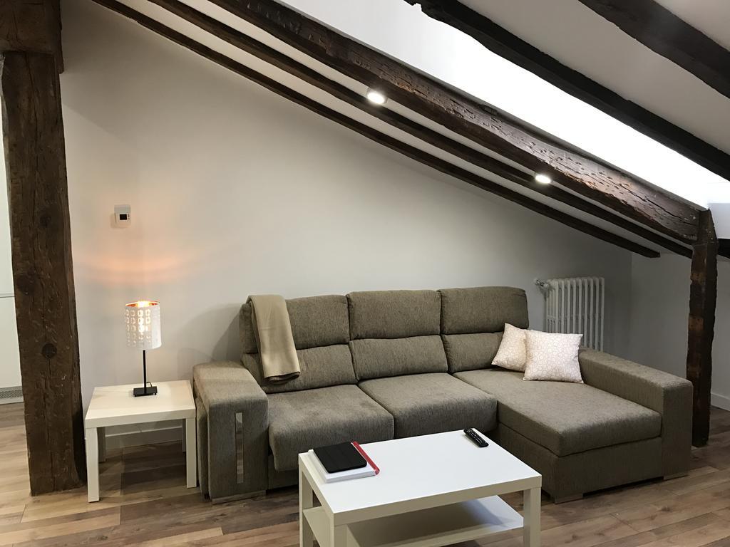 AIRVA: Apartamento Teresa Gil Valladolid Bagian luar foto